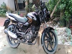 BAJAJ PULSAR 150 NEON